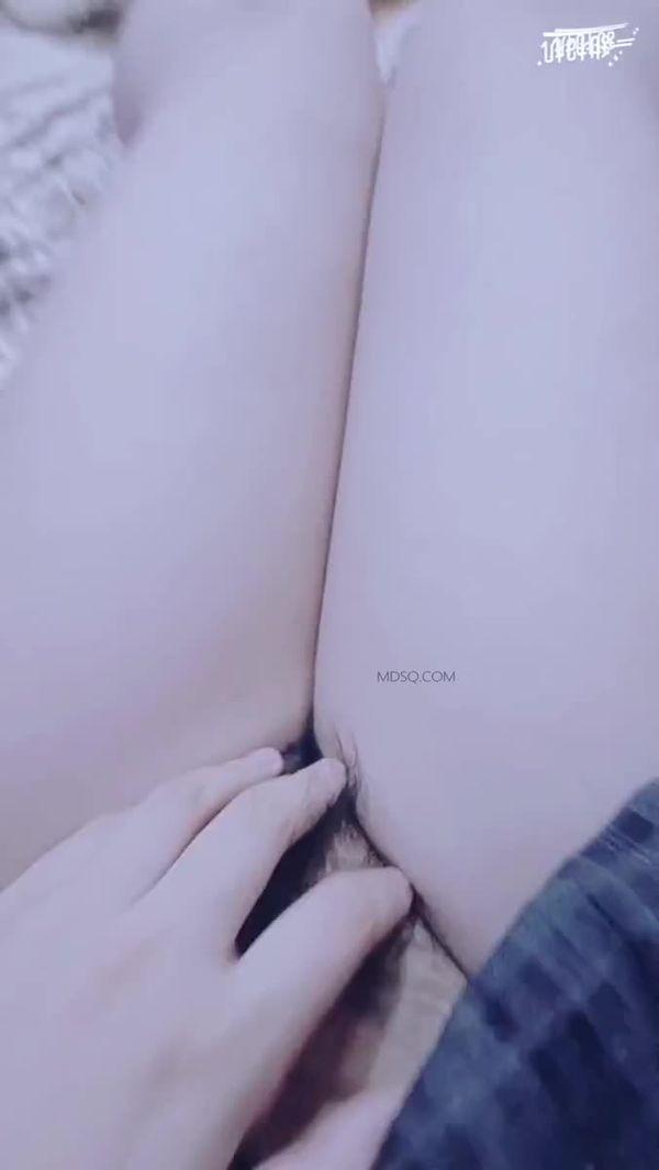 想要大鸡巴操了，md天天睡醒了就发骚！一米七的琪琪