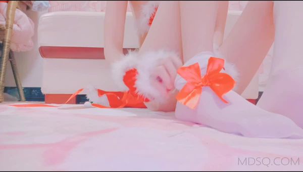 绑起来任由哥哥蹂躏萌面学妹