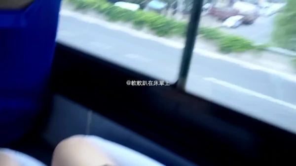 福利姬@铃木美咲 – 公车系列 (3)自拍