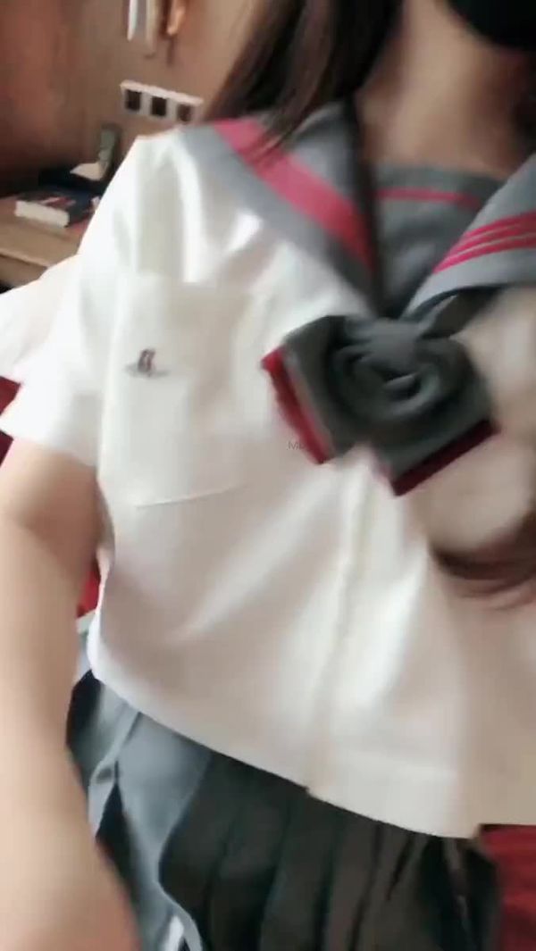 白虎福利姬@洛美 - JK制服ZW到潮吹自拍