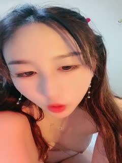 发骚小仙女全程露脸深夜撩骚狼友，淫声荡语互动听狼友指挥，奶子比心撅着屁股给狼友看，淫水多多特写展示第06集