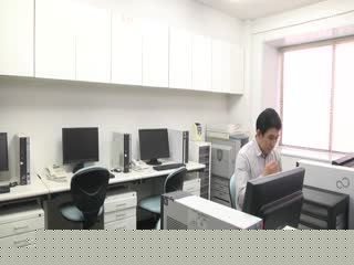 AUKG-570凌●レズビアン～モンスターペアレントに犯●れる新任女教師～佐伯由美香辻さくら第04集