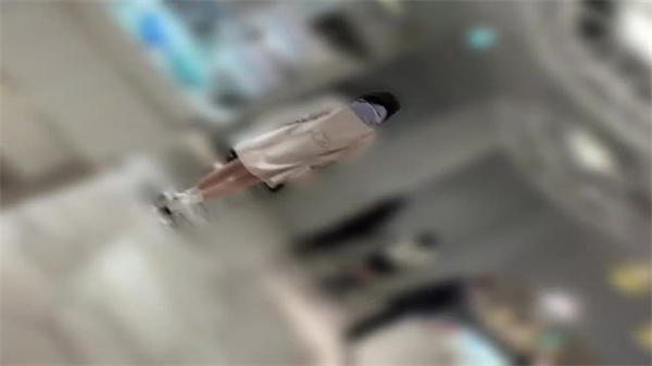 美女播音员MJ下班回家，真空制服湿身自慰诱惑
