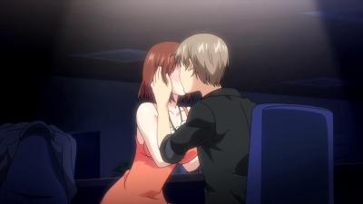 末班车后，胶囊旅馆里上司激情缠绵的微热夜.05。