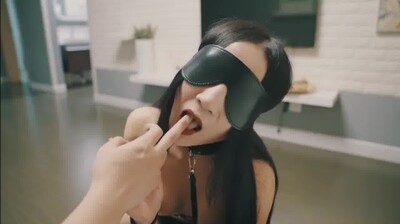 风骚的御姐小母狗.