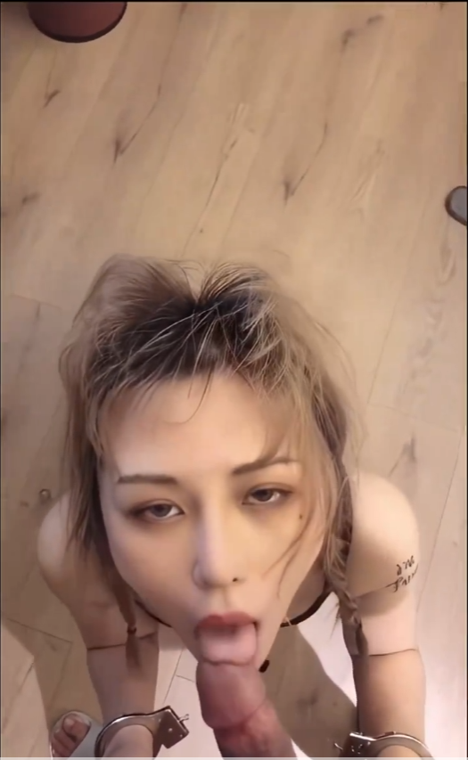 肚脐爱心套牢老司机！人间沼泽激情性爱：车震肛塞角色扮演，高潮迭起欲罢不能！