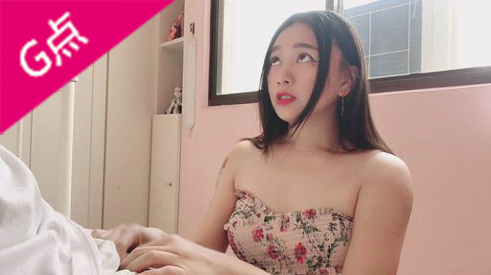 偶遇SWAG主播求操！半推半就答应乳交无套内射后入