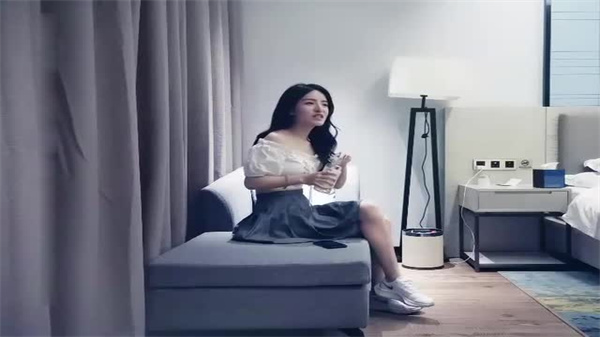 骚女身材一绝皮肤白皙口交大鸡巴骑在身上激情啪啪